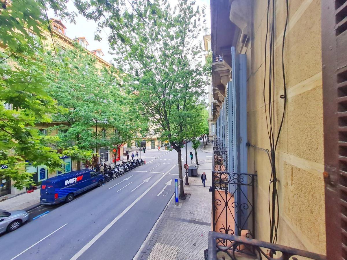 Apartamento Urbieta By Sanse Holidays - Center San Sebastian Bagian luar foto